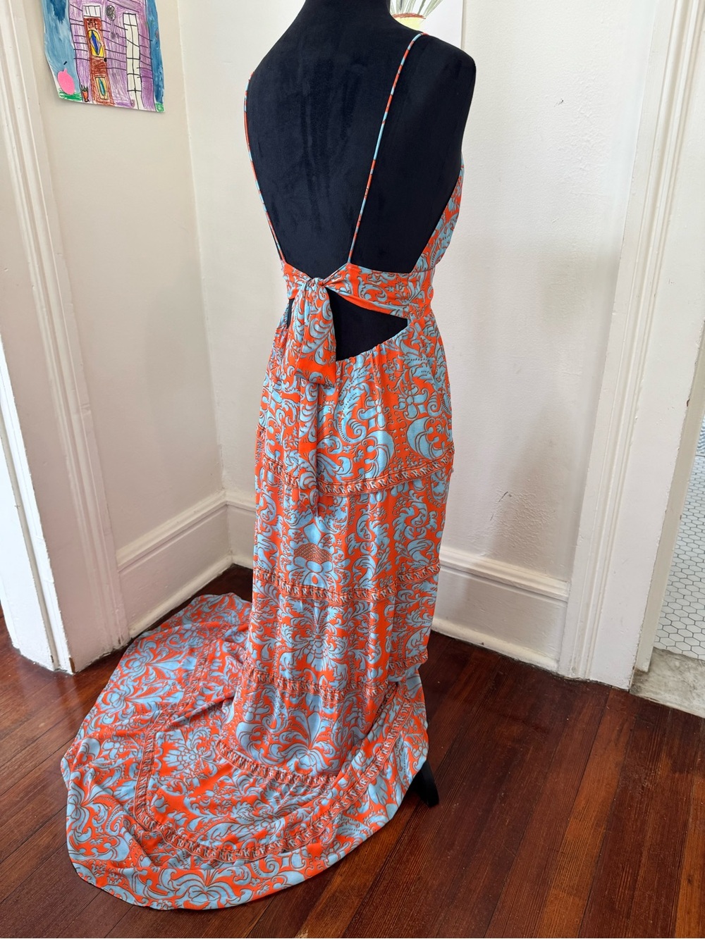 Alice + Olivia Forever Yours Sienna Karolina Tiered Maxi Dress - Picture 4 of 6